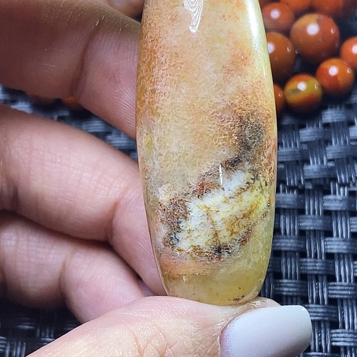 用***4玛瑙/玉髓未镶嵌颈饰