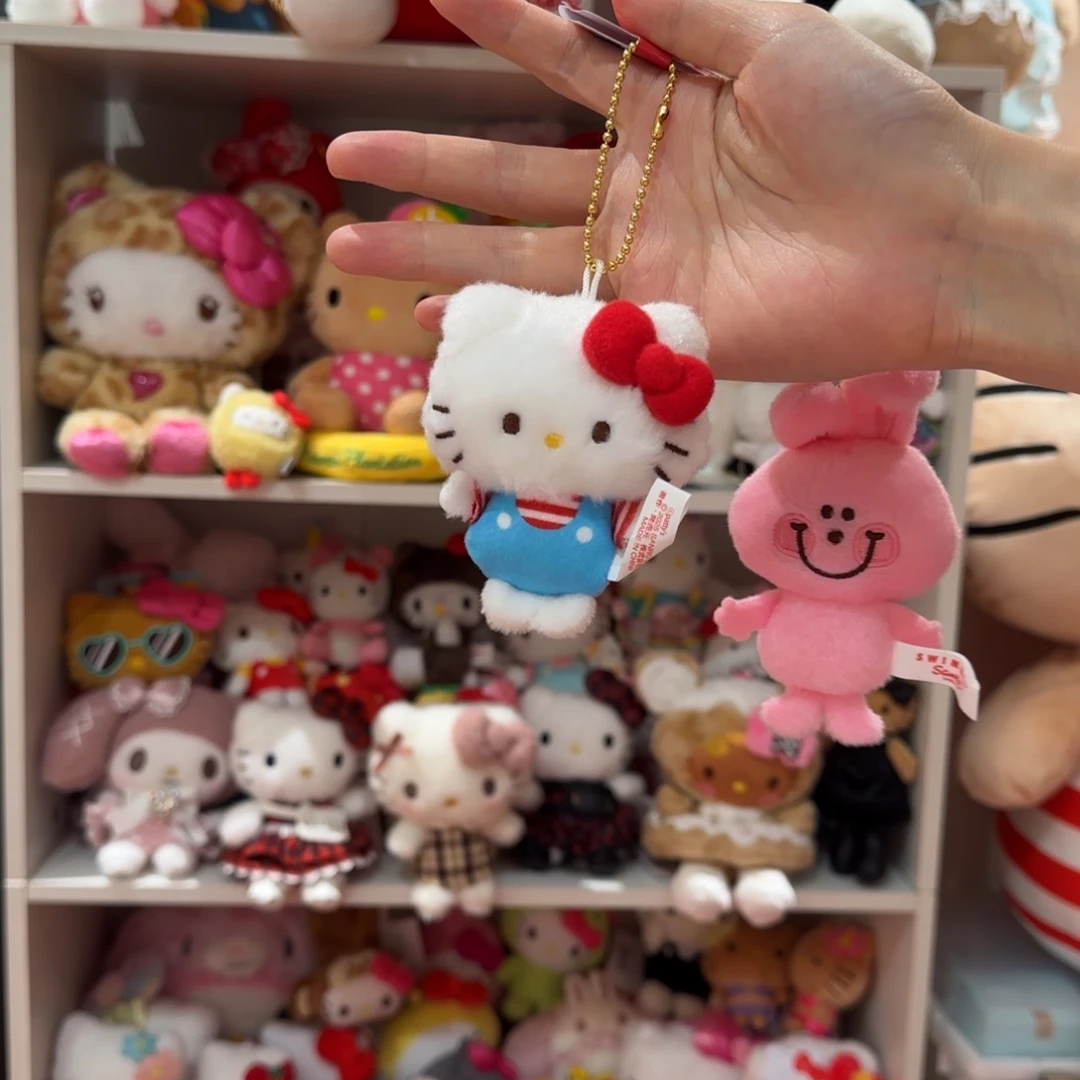 毛绒联名kt挂件lll