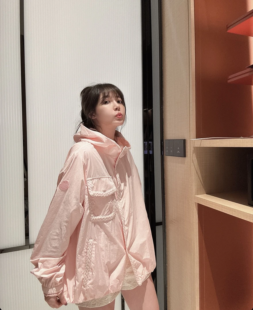 （直播）BETTER JOELY -【等风热吻】时尚外套宽松短款韩版百搭Z4432