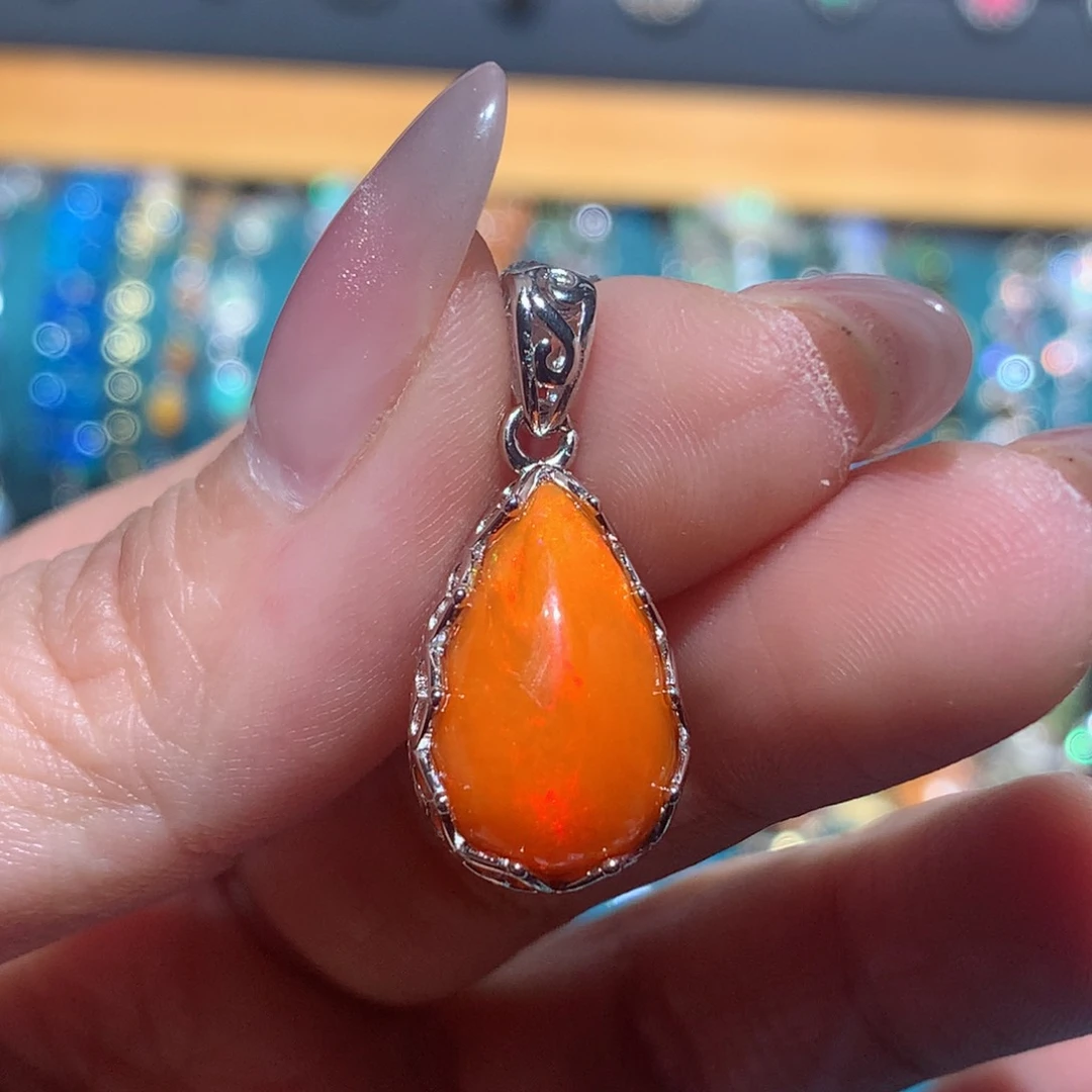 欧泊吊坠(赠链)银S925镶嵌福利