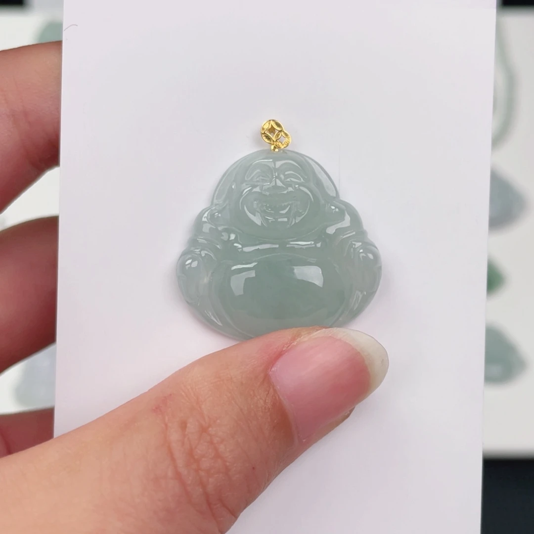 翡翠未镶嵌颈饰佛公