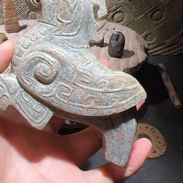 和田玉（糖玉）未镶嵌颈饰暴*