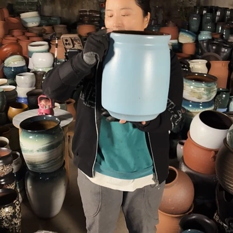 口20高28瑕疵一个盆子。