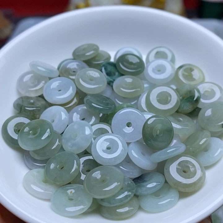 翡翠未镶嵌手链卡12冰油青平安扣10个