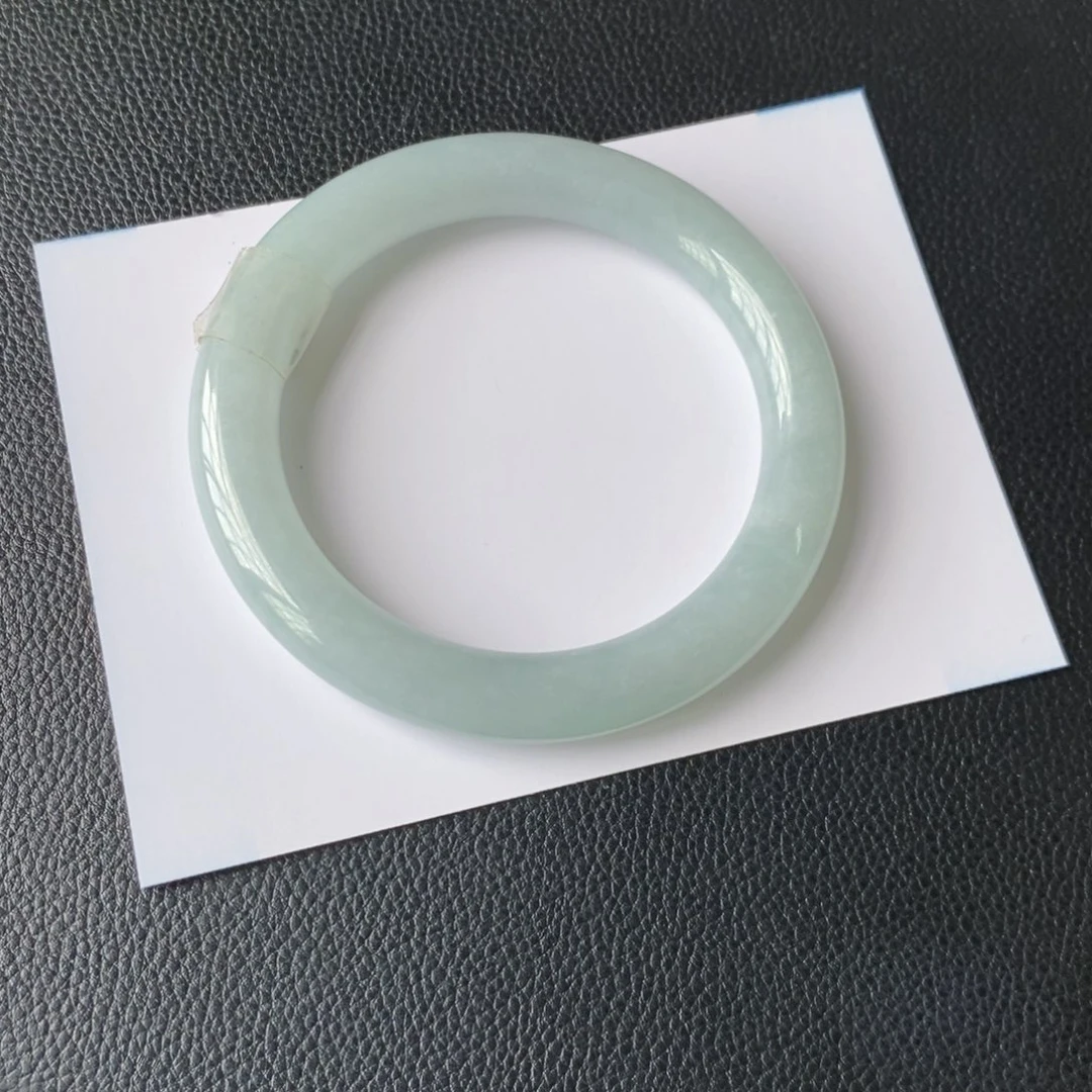 翡翠手镯未镶嵌甜*里11111111111111