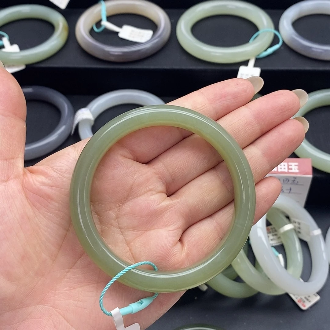 和田玉手镯未镶嵌58.59