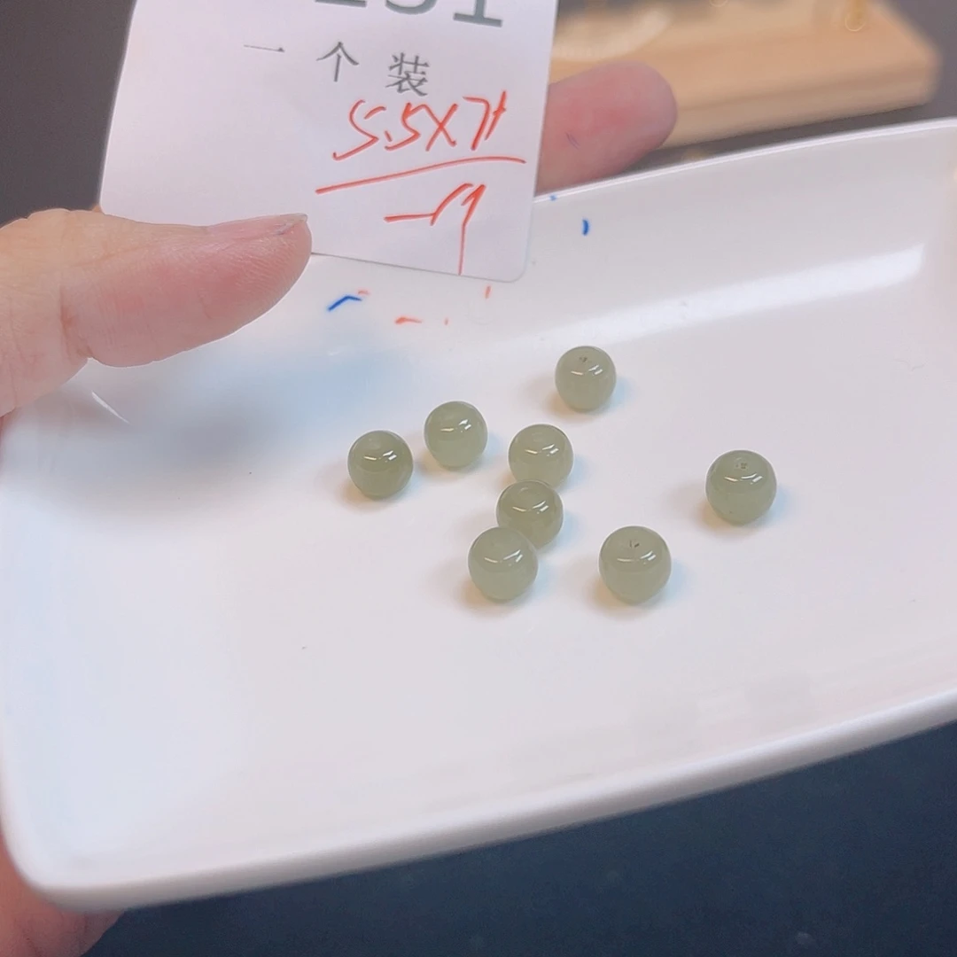 水晶珠宝半成品未镶嵌231 。