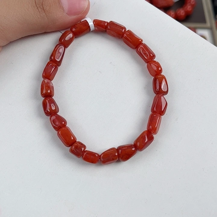 南红玛瑙未镶嵌瓦西牛血红随形单圈6-7mm