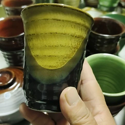 瓷片五厂，七厂各种摆件，瓷片，均有瑕疵！