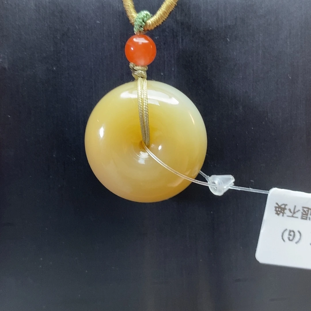 和田玉（糖玉）未镶嵌颈饰