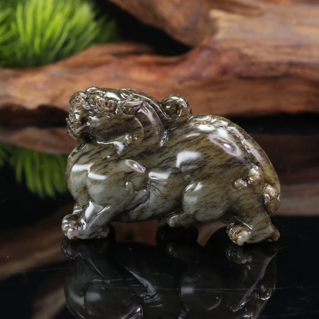 31和田玉貔貅手把件/000410北京中保拍卖