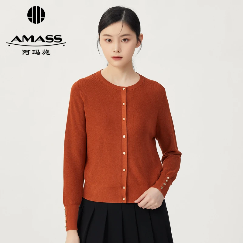 阿玛施AMASS新款女装质感圆领长袖针织衫单排扣纯色开衫5499093