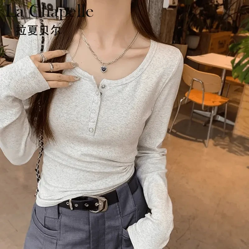 拉夏贝尔+新款百搭长袖打底衫辣妹女秋冬内搭春秋冬复古极简T恤