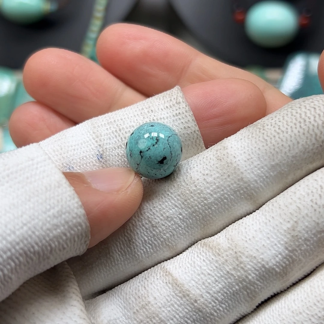 蠡***哥绿松石未镶嵌珠宝奇石