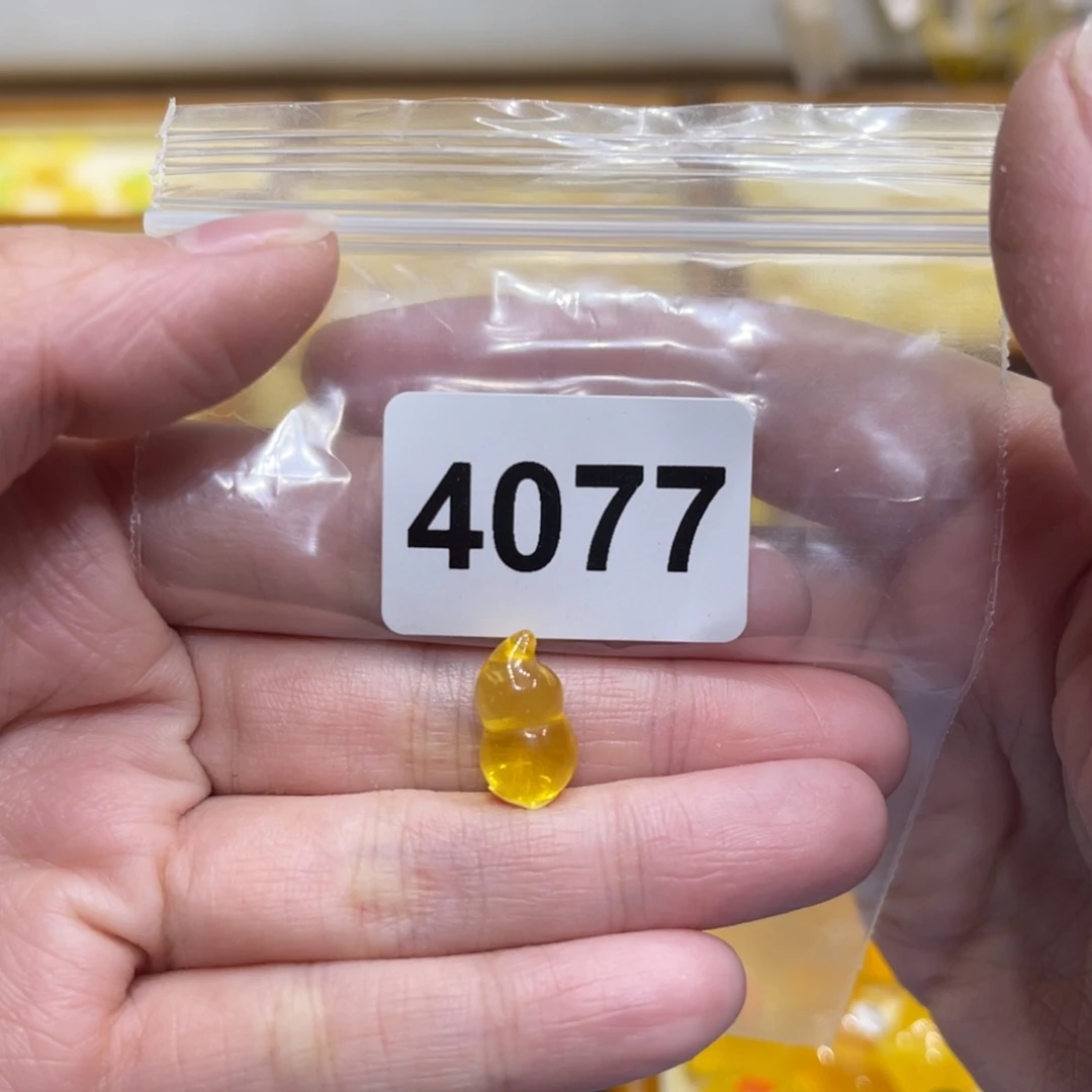 未镶嵌琥珀裸石一