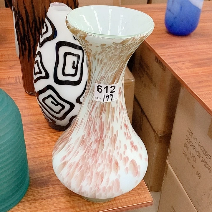 琉璃花瓶高度37厘米左右直径6厘米