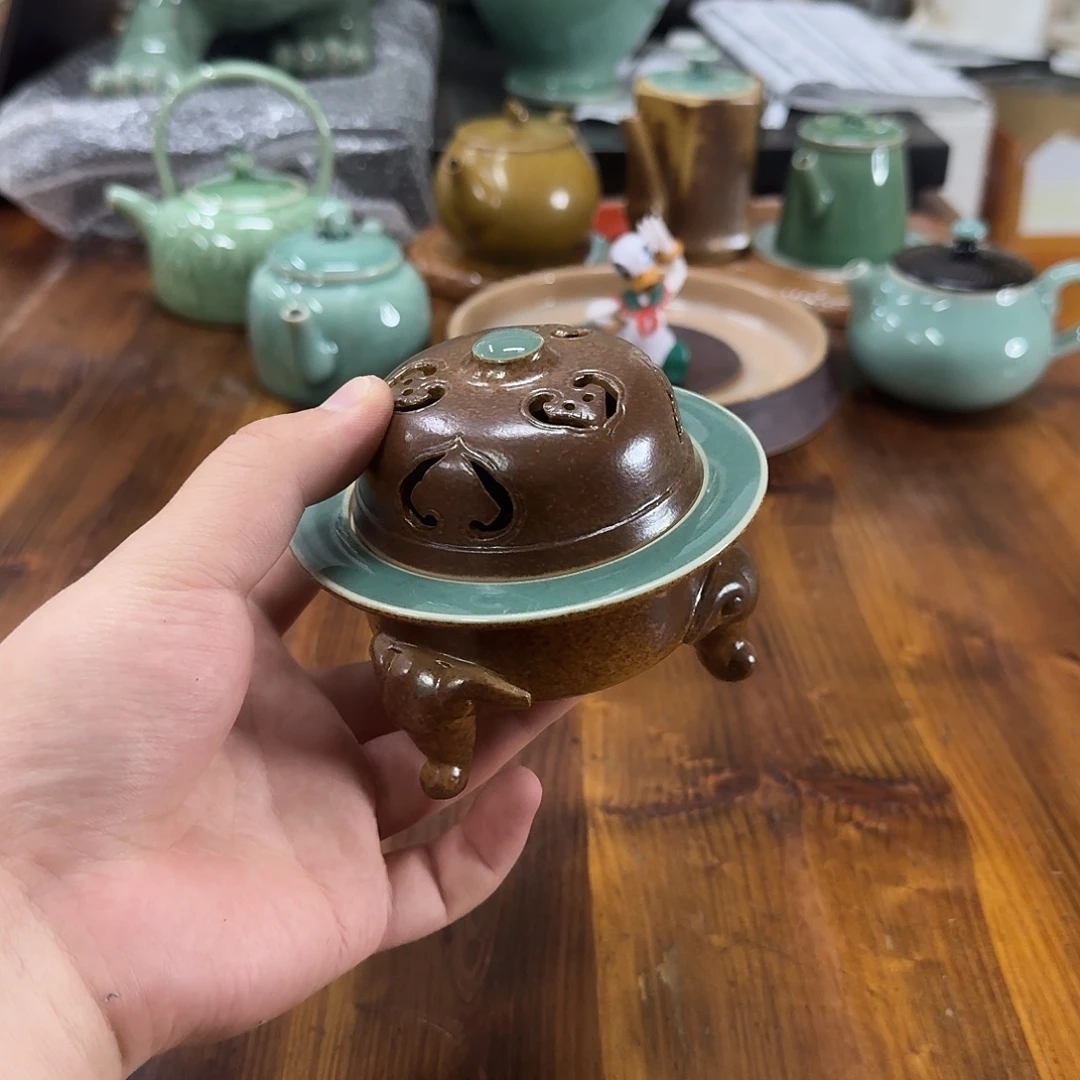 牟***儿小仲青瓷茶器微瑕8897