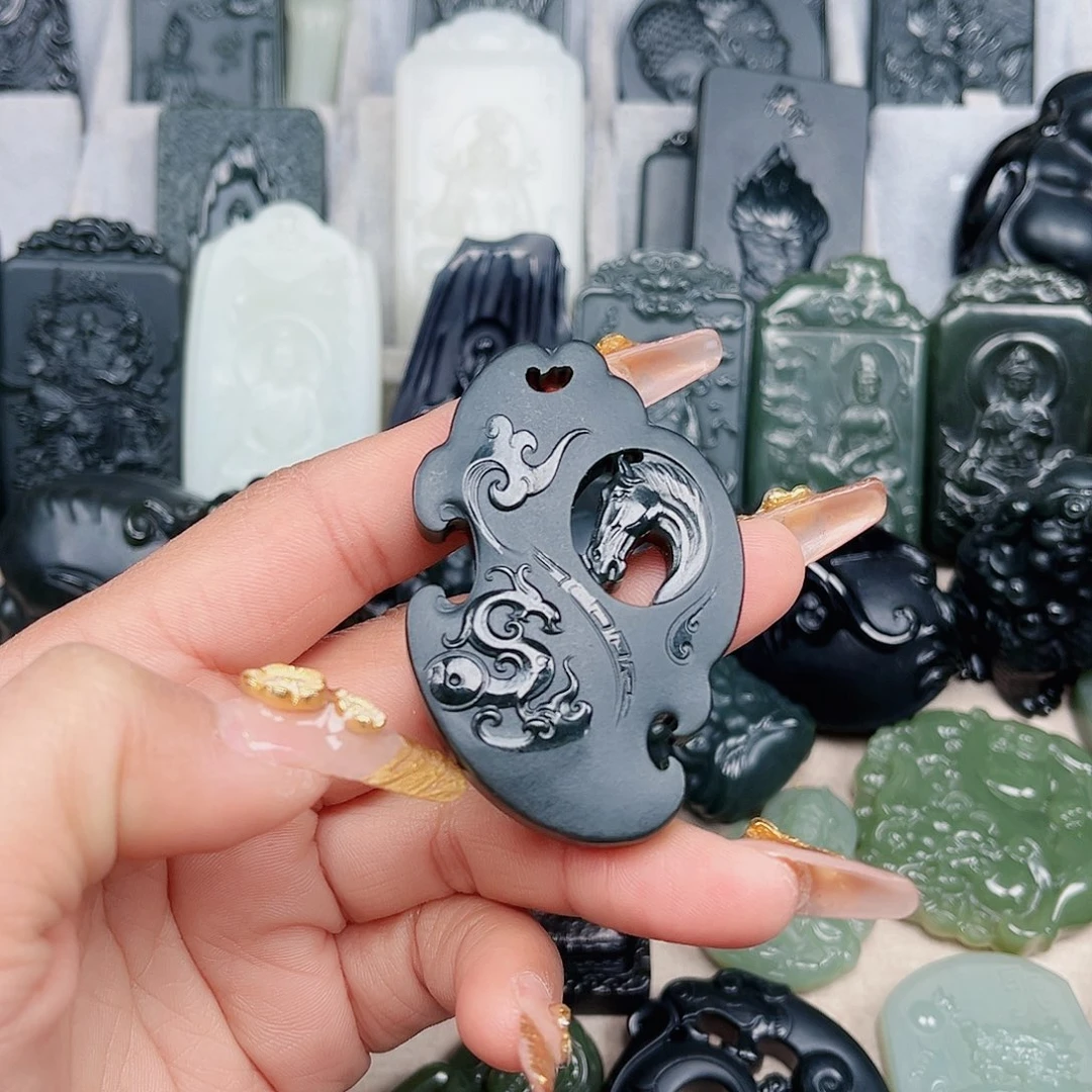 和田玉颈饰未镶嵌