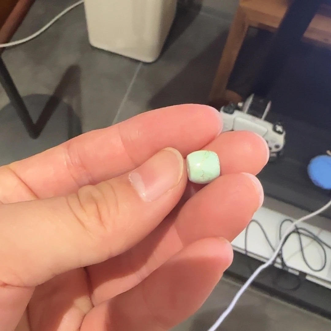 思***念水晶玻璃吸管款绿松单桶珠