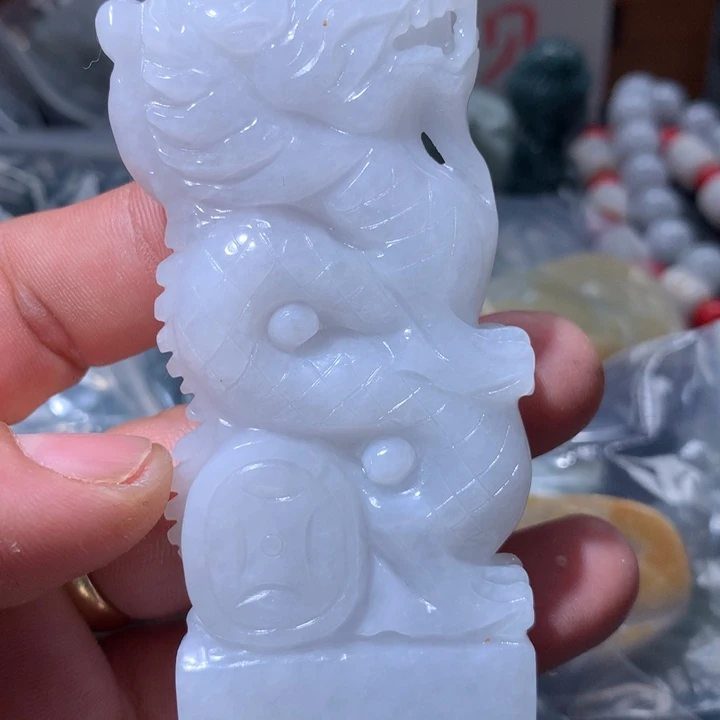 翡翠未镶嵌颈饰保真天然a货翡翠