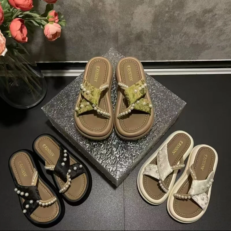 2025夏季新款时尚珍珠休闲软底外穿高级感网红女厚底舒适女拖鞋