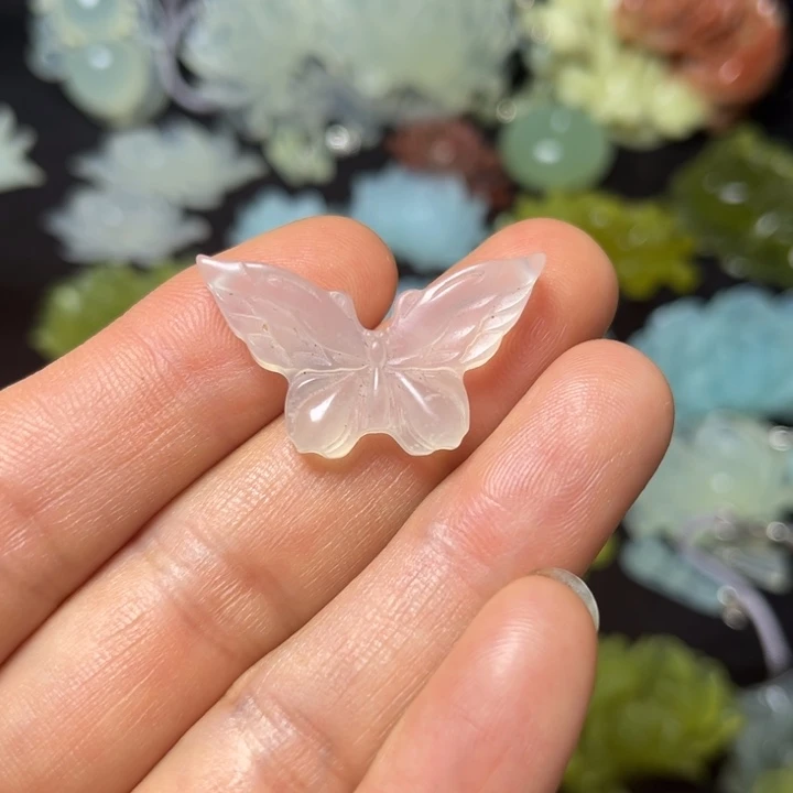 蛇纹石玉未镶嵌颈式