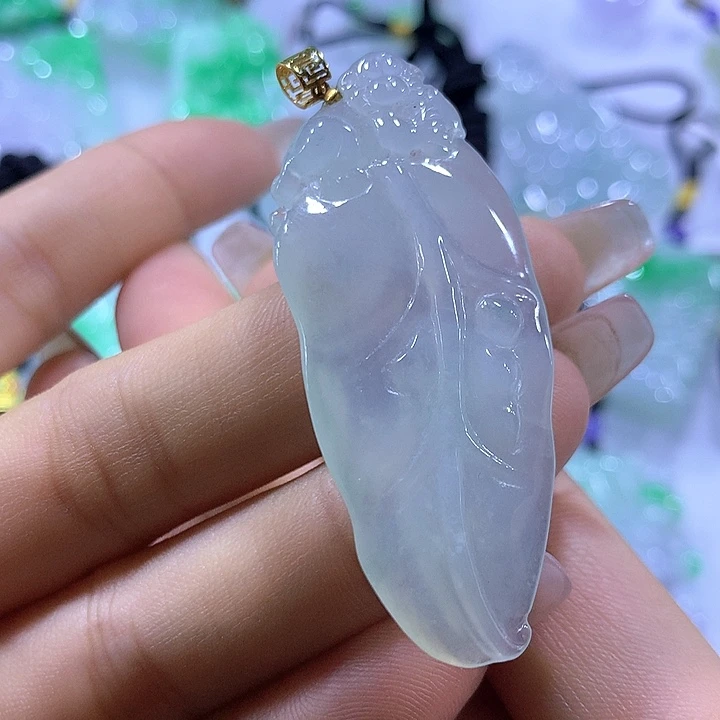 翡翠18K金镶嵌颈饰天然翡翠A货吊坠