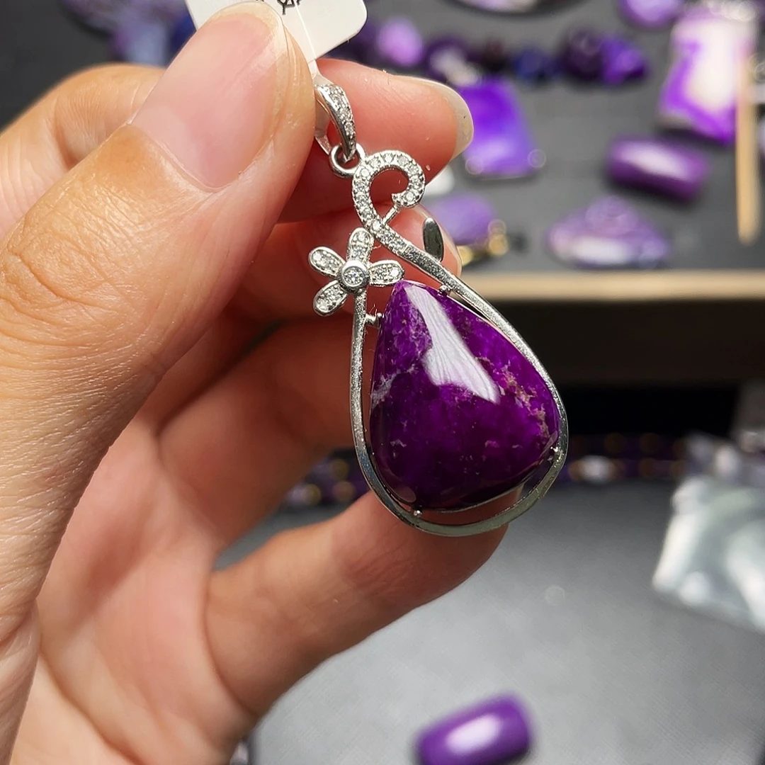 银S925镶嵌苏纪石（舒俱来）吊坠