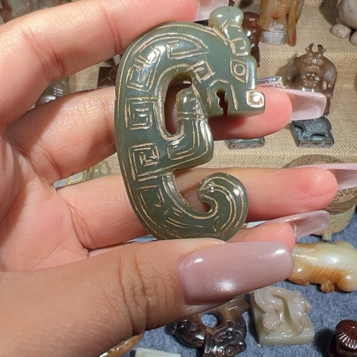 和田玉未镶嵌挂件