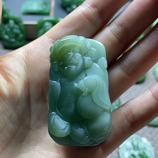 【闪购商品】颈饰未镶嵌和田玉