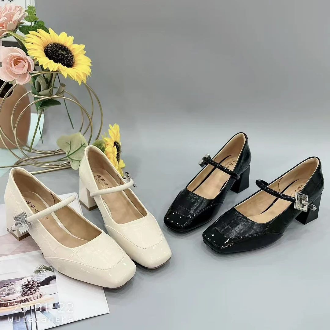 J252112 新款百搭气质圆头粗跟浅口玛丽珍单鞋