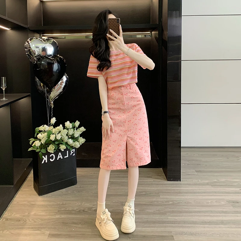 温柔系穿搭时尚套裙洋气减龄女夏季粉色条纹短袖T恤半身裙两件套