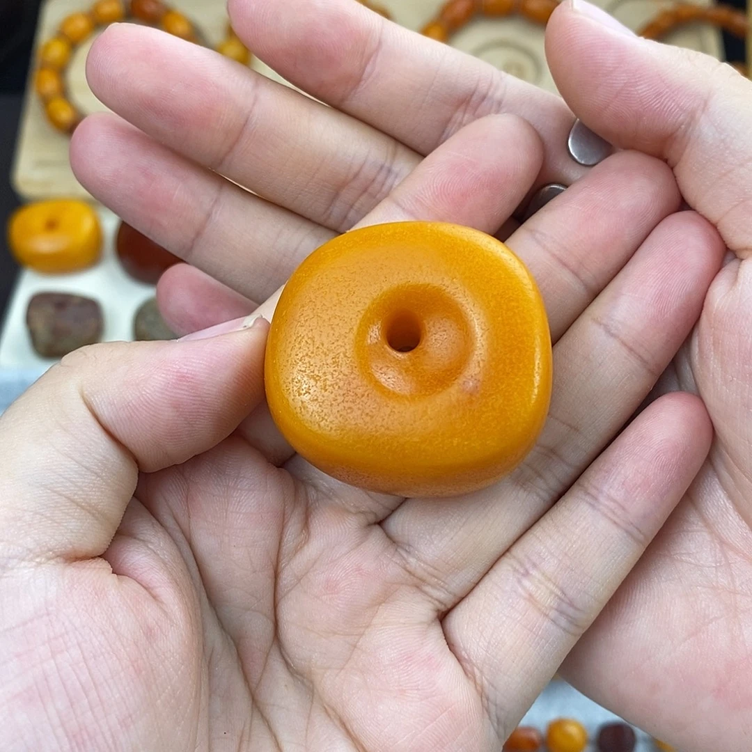 裸石琥珀未镶嵌蜜蜡