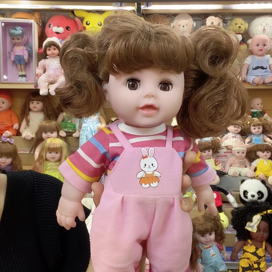 塑料软搪胶娃娃玩具