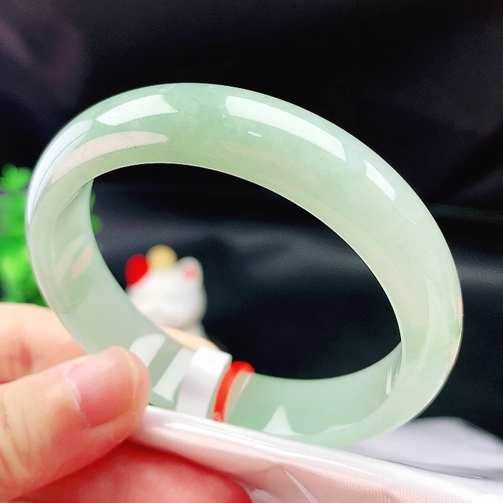 未镶嵌手镯翡翠52圈