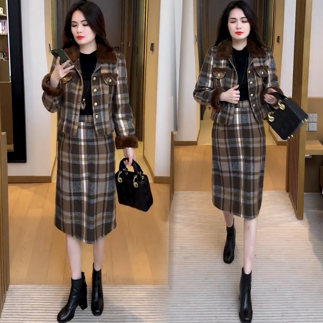 时尚小香风格子套装女2025冬季新款加绒加厚翻领外套连衣裙两件套