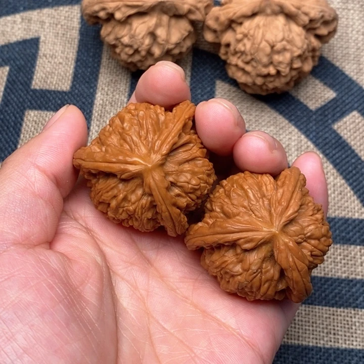 吊坠文玩核桃?**学