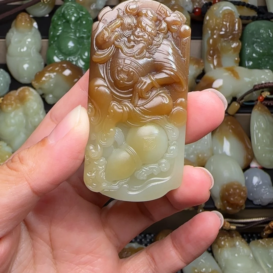 颈饰未镶嵌和田玉拾**行