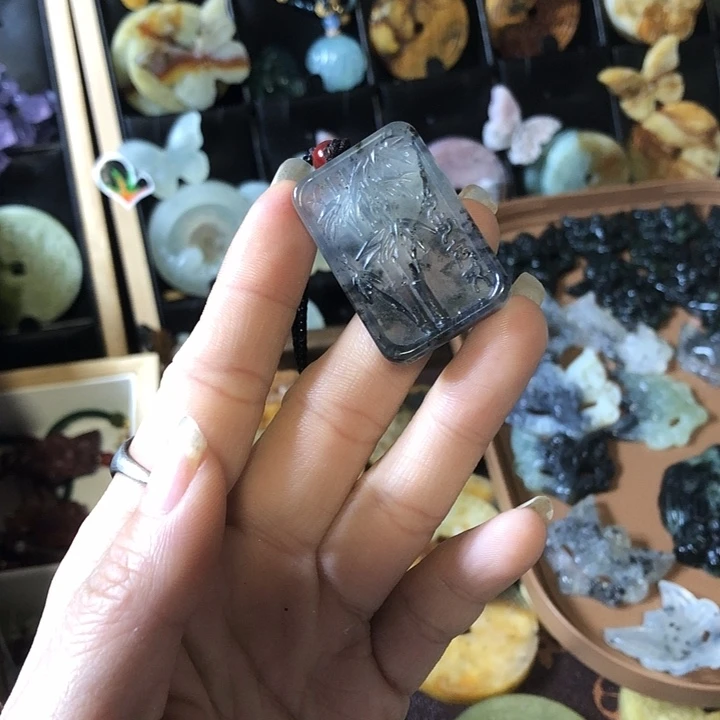 岫玉未镶嵌岫玉挂件