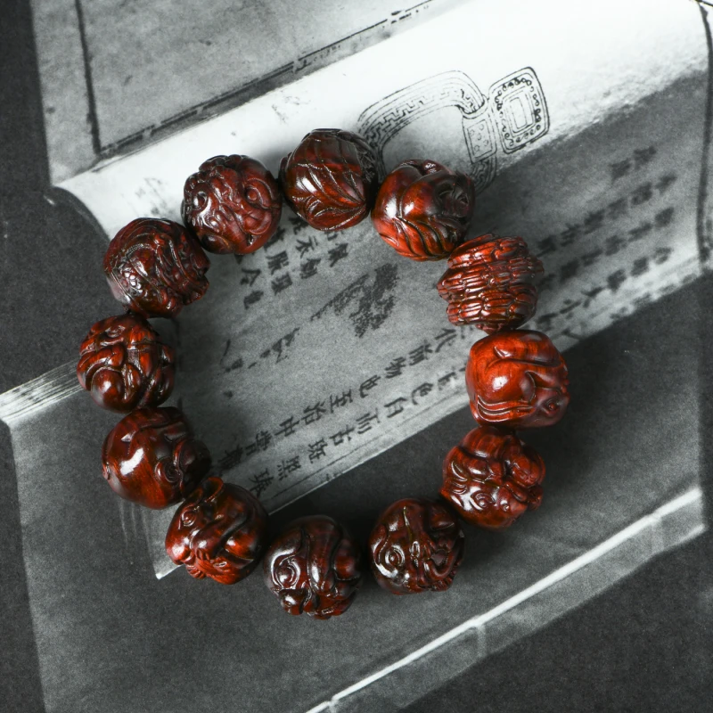 赞比亚血檀2.0雕刻手串生肖款