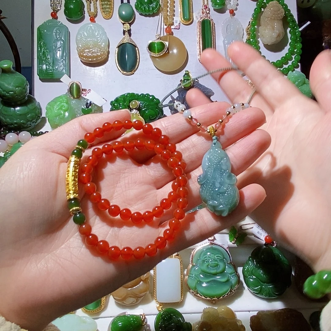 和田玉未镶嵌颈饰手串