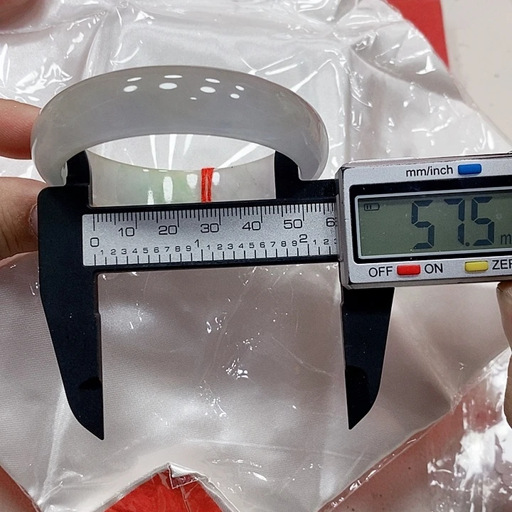 翡翠手镯未镶嵌172