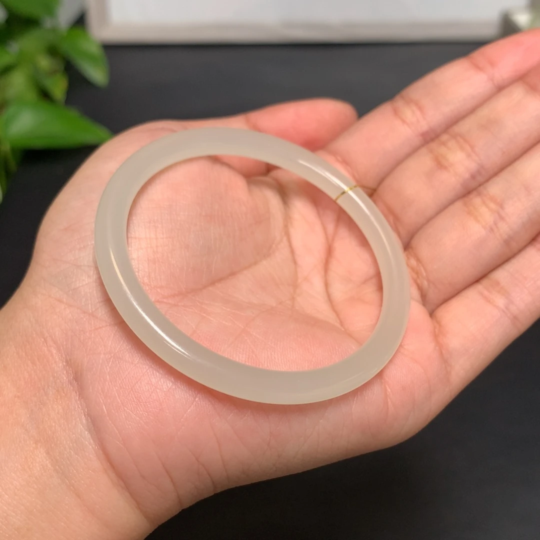 和田玉手镯未镶嵌53