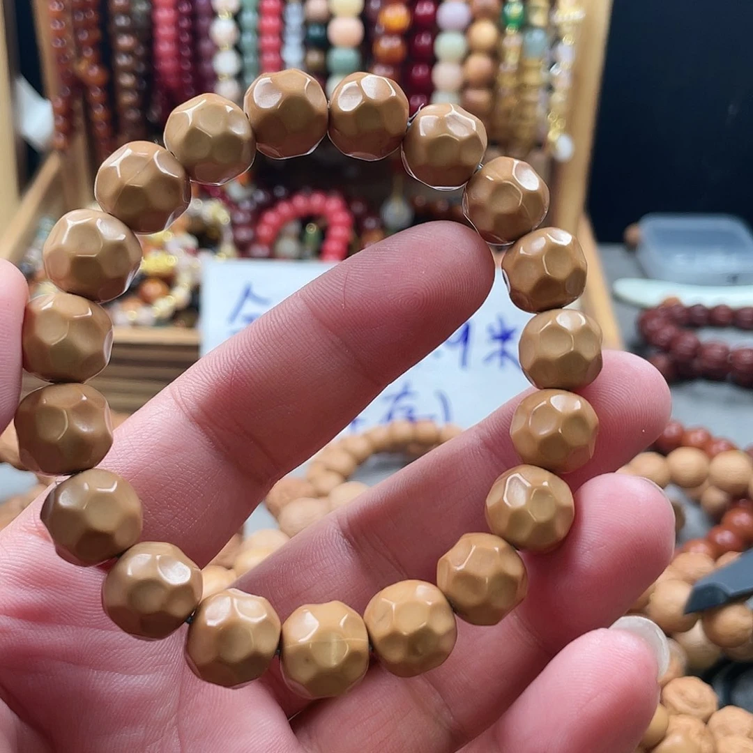 核桃手串/手链L*u无相奶酪