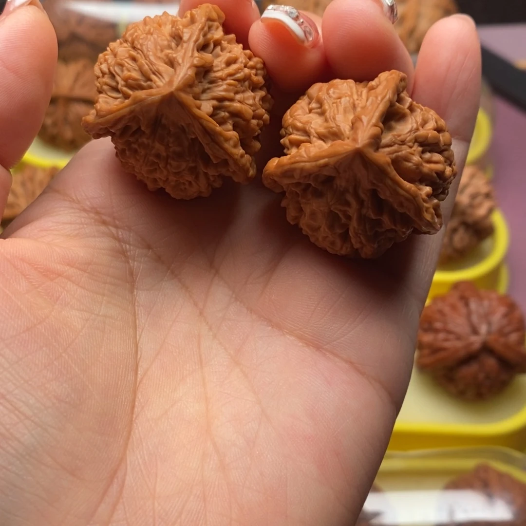 桃核把件官帽奔36官帽奔