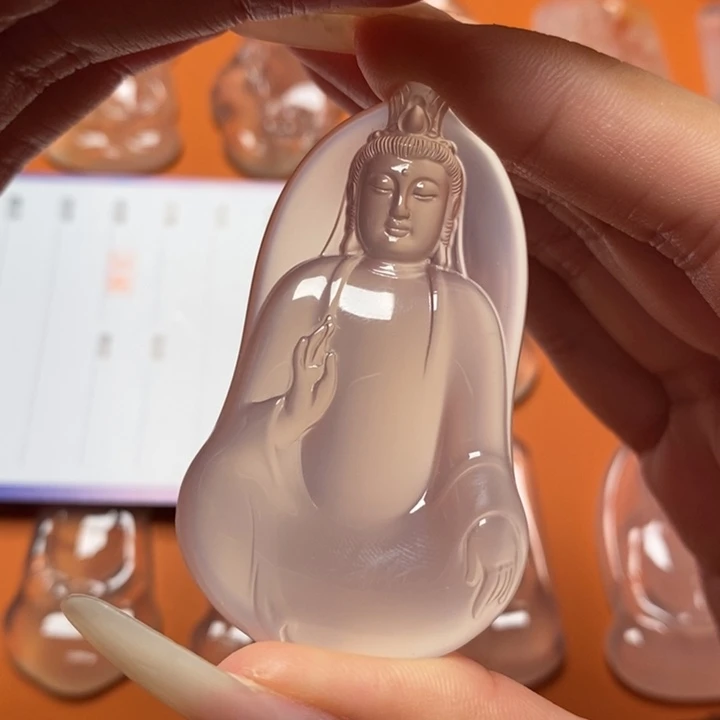 祁***武玛瑙/玉髓颈饰未镶嵌