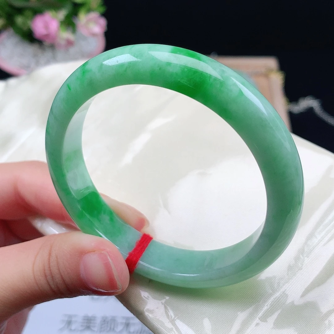 翡翠未镶嵌手镯1715