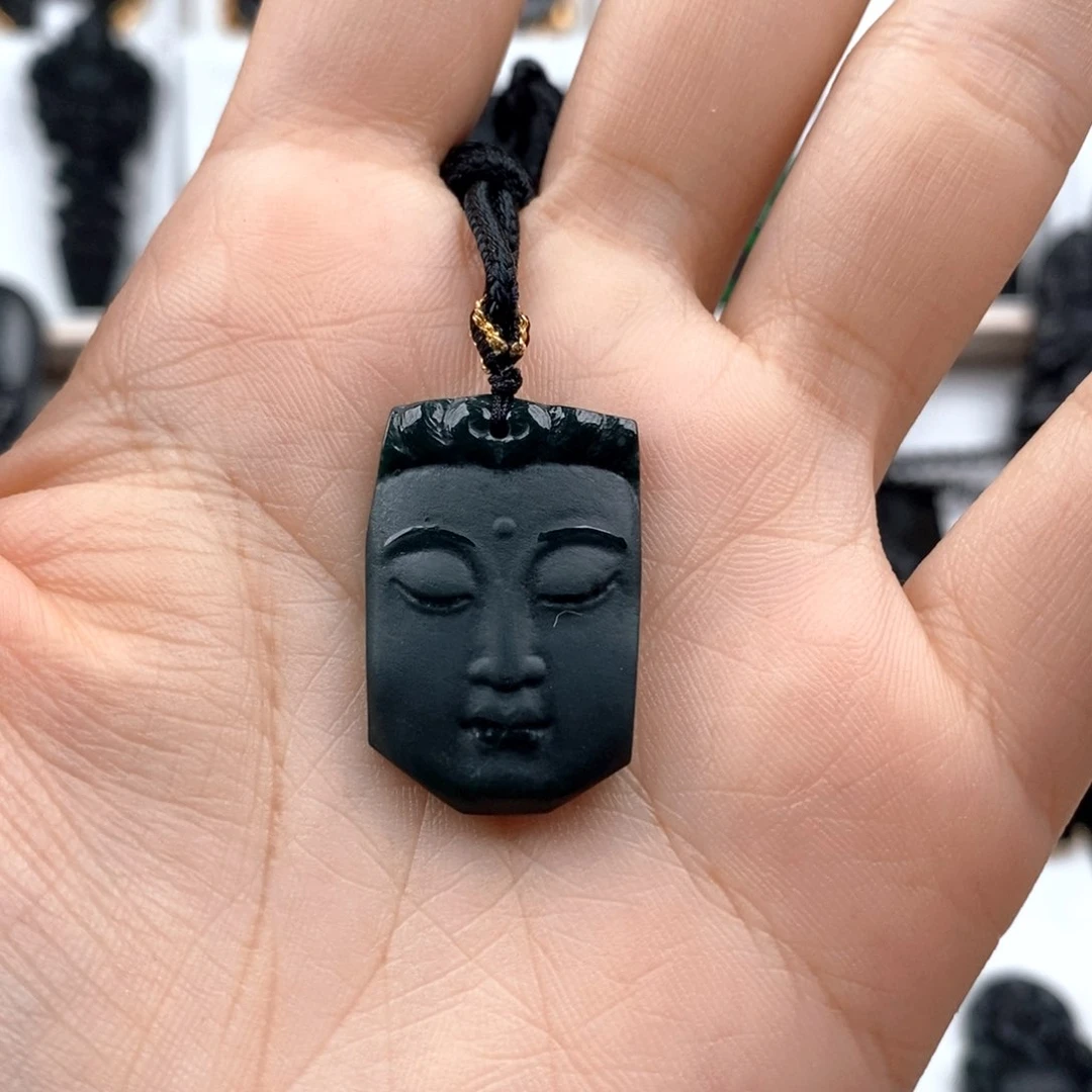 颈饰未镶嵌翡翠佛头