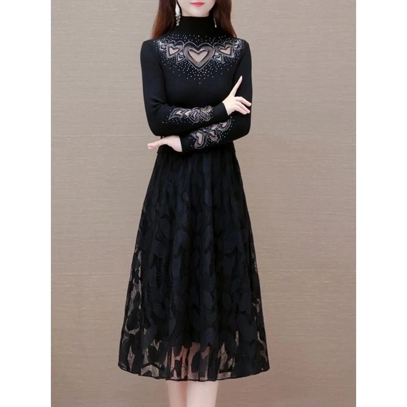 A1833 毛衣裙女秋冬2025新款黑色蕾丝长裙假两件妈妈装针织连衣裙
