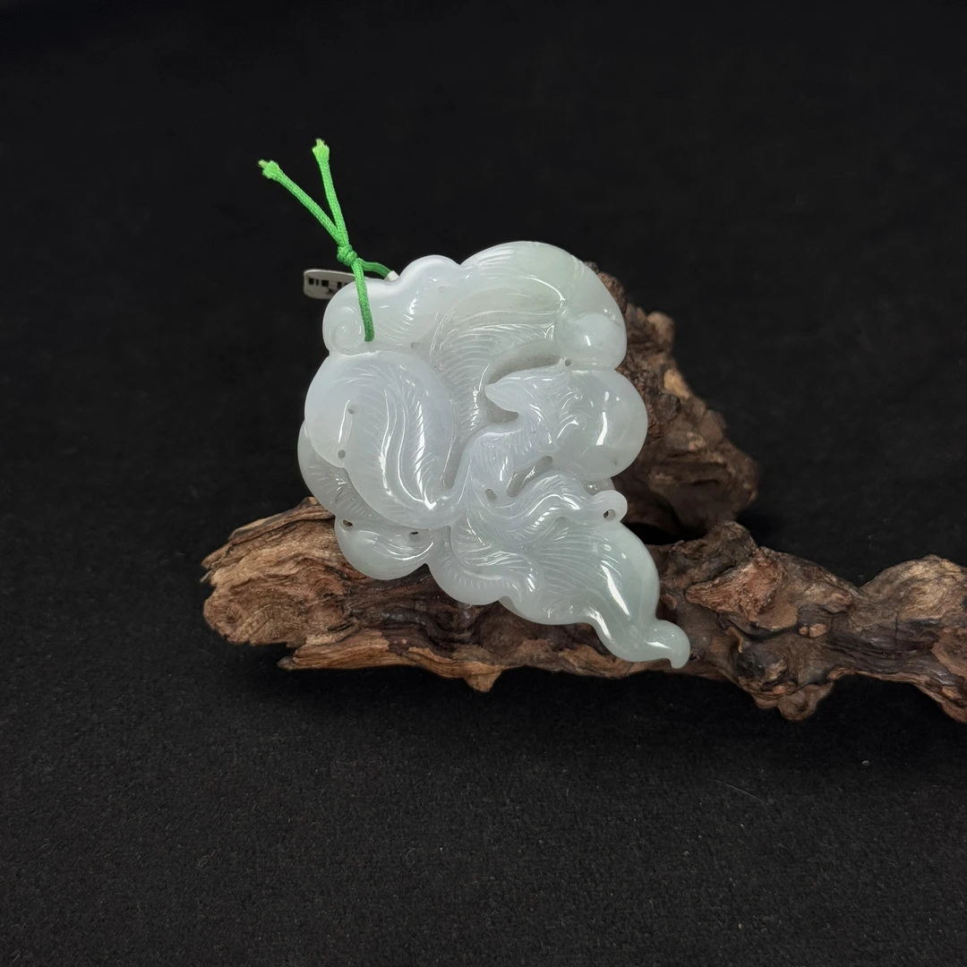 【诚翠拍品第一百二十二期午】翡翠56吊坠SS9035